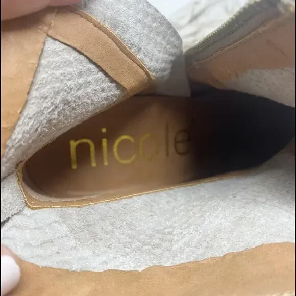 NICOLE Babylon Leather Bootie 9 - Picture 12 of 12